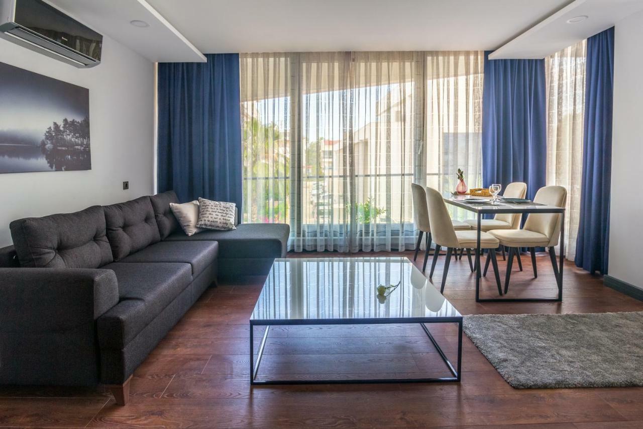 Aspendos Extra Aparthotel Antalya Exteriör bild