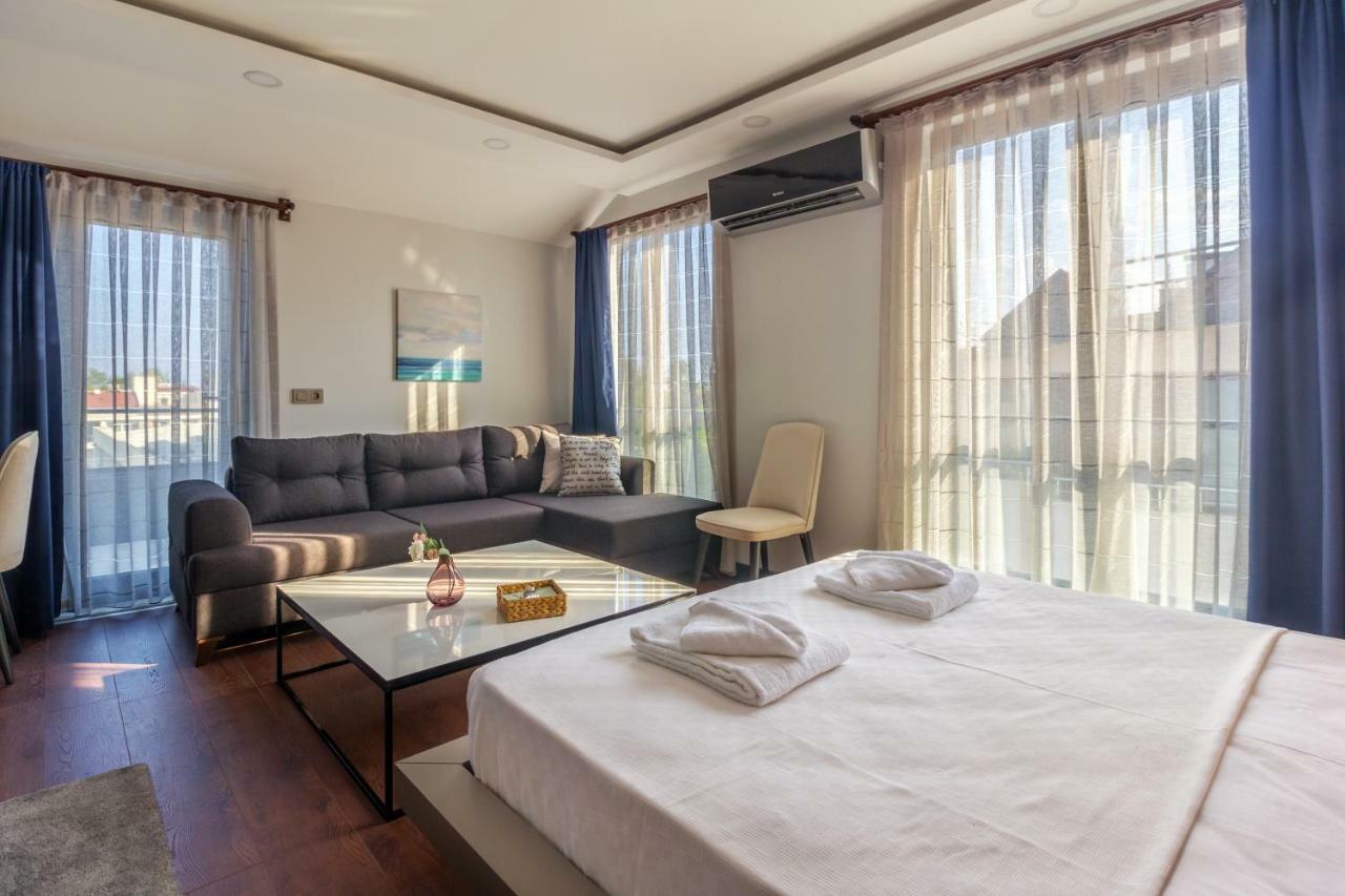Aspendos Extra Aparthotel Antalya Exteriör bild